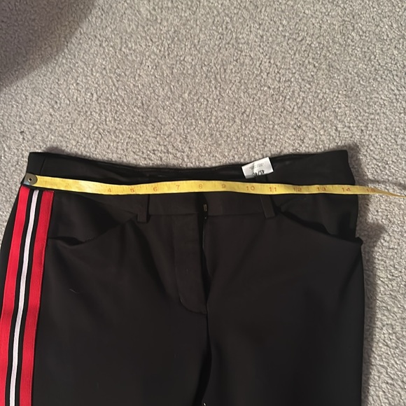 Express pants with red racing stripe - Picture 6 of 8